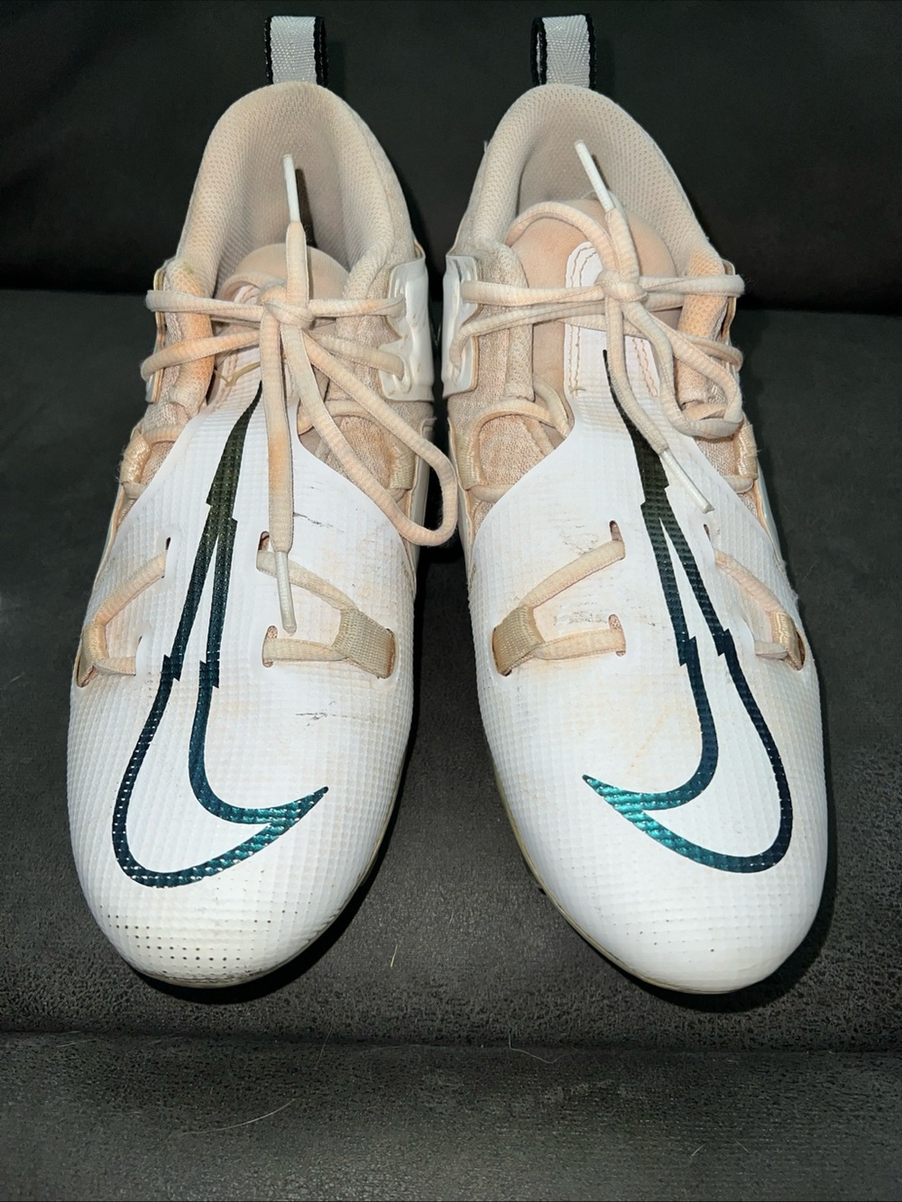 Nike alpha menace pro 3 men’s 7.5 football cleats - Picture 3 of 9